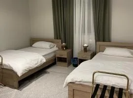 شقة فخمة بسريرين مفرد Self-entry