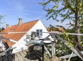 6600-Allinge-Storegade-18-b