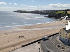 Charming Beachfront Apartments, Best Sea Views in Tramore โรงแรมในทรามอร์