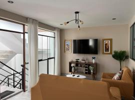 Departamento de Estreno Amplio y Confortable, acomoda&ccedil;&atilde;o com cozinha em Ayacucho