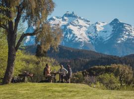 Los Rebeldes, lodge in Baggle