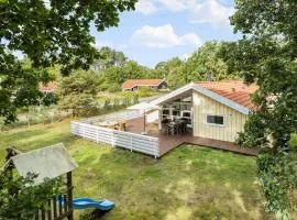 1532-Aakirkeby-Strandparken-9