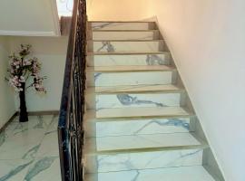 Jacobs Hôtel, hotel in Douala