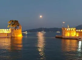 NAFPAKTOS APARTMENT, STUDIOS AND ROOMS iN PORT
