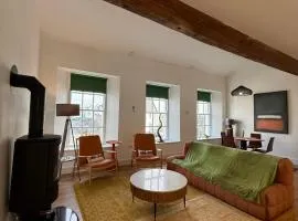 Egan's Bar Apartment