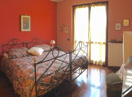 Ca' Rosa Bed & Breakfast, готель у місті Malnate