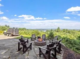Lakeside Luxury Retreat with Winnipesaukee Views