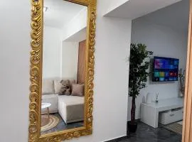 Golden House Berat