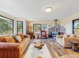 Templeton Top of the Hill View Home, hotel in Templeton