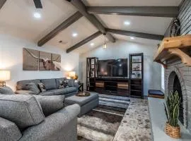 Texas Retreat on Ocean Drive Sleeps 19 with Hot Tub & Game Room