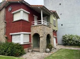 Casa grande en Miramar con parque, quincho y parrilla