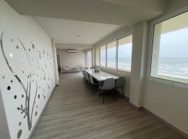 Espectacular Penthouse con Terraza Privada, Hotel in Tucacas