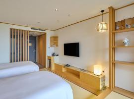 雲ノ上富士ホテル 富士山眺望 和洋室 露天風呂完備、富士河口湖町のホテル