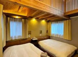 Entire House 7min Ikebukuro 11min Shinjuku 16min Shibuya Walk to Jujo & Itabashi-Honcho Up to 6 Guests