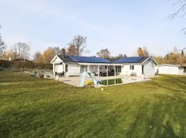 10-Person Home in Rødvig Stevns