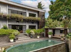 Amarell Ubud - Private Luxury Villa, four-star hotel in Mantaak