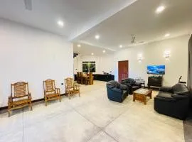 Villa Cinnamon Bliss