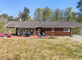 2637 Nexø - Fjælstaunijn 8, Hotel in Vester Sømarken