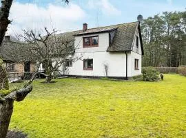 5 person holiday home in LÖDDEKÖPINGE