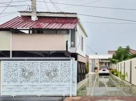 RedDoorz near Mutiara SIS Al Jufrie Airport Palu 3