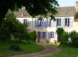 B&B Girolles les Forges, bed & breakfast i Girolles