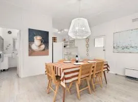Whitewash Cottage by Experience Jervis Bay
