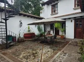 Charming Colonial Villa Azotea