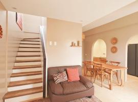 The Ubuntu House, hotel v destinaci Dauis