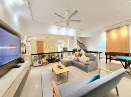 NEW! Petaling Jaya SS2 Landed Home for up to 19 Pax with 5bedroom 4Bath