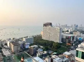 The Base Pattaya Seaview Condo