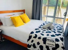 2 bedrooms, easy to start your journey