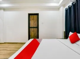 Hotel O White Villa