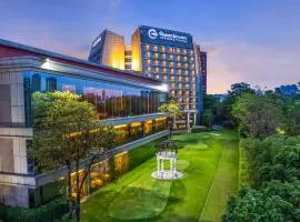 Grand Skylight International Hotel Shenzhen Guanlan, Near Metro Station, Huawei, Foxcnn, Shenzhen North Railway