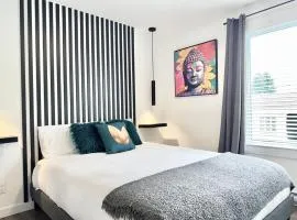 Levis Downtown New Studio #3 AC, WiFi and 2 Parking spaces