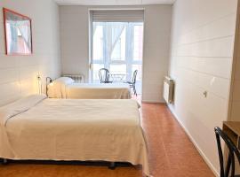 Pension Casa 400, ξενοδοχείο στο Βιτόρια-Γκαστέις