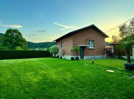 Къща за Гости Тодор, hotel en Shiroki Dol