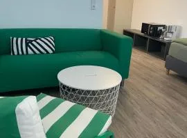 Work&Travel W04 - Parkplatz, Netflix, Internet für 3 Gäste