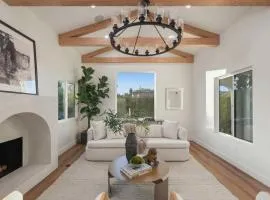Stunning Contemporary Four-Bedroom Retreat