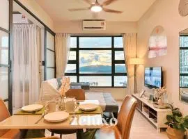 Zeluxo #JQ03 Jesselton Quay Tower 2 Level 10-2BR 1 Bath, Seaview