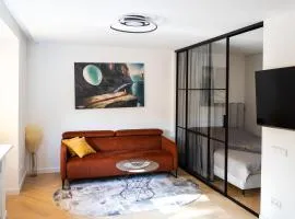 SongInn Lake Apartment