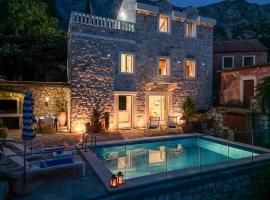 Villa Toni - Makarska Exklusiv、トゥチェピのホテル