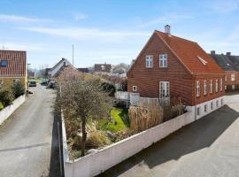 5650-Svaneke-Brugsebakken-10、スヴァネケのホテル