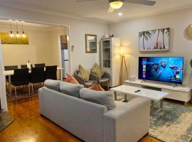 Perfect for groups 5BR retreat, hotel in Harristown
