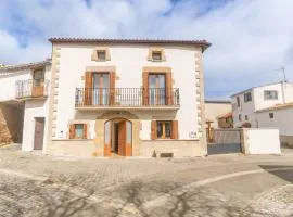 Amplia casa rural con barbacoa y jardín en Navarra