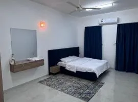 Blue Gold Rooms and Apartments