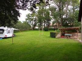 Autark Karavan Stellplatz, hotel v destinaci Reinhardtsdorf