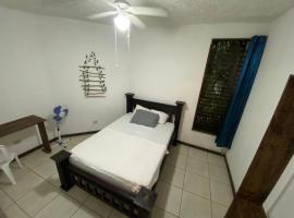 Casa Todah B&B، فندق في ليبيريا