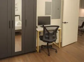 1BR Gym and Parking - On Rvrwalk - Pet-friendly