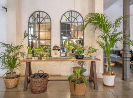 The Hat Madrid, khách sạn ở Madrid