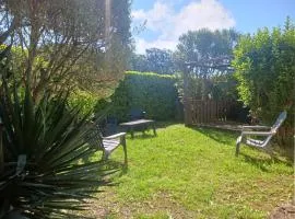 Maisonnette avec jardin - Séjour détente